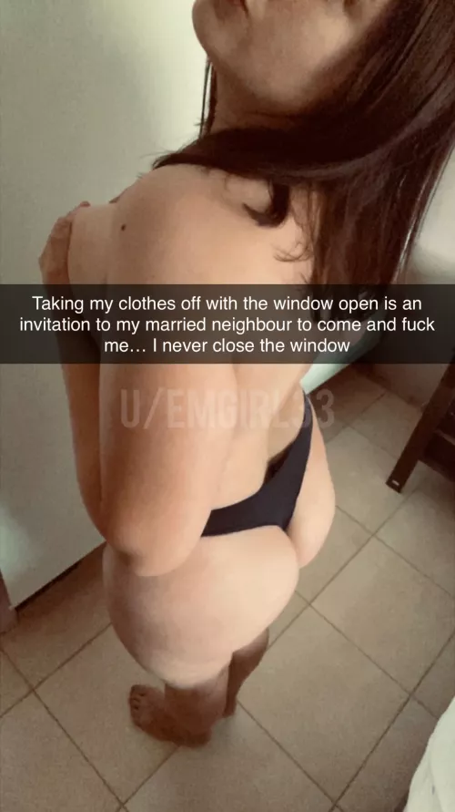 I always beg him to pull my hair and spank my ass until I’m screaming his name by EmGirl33