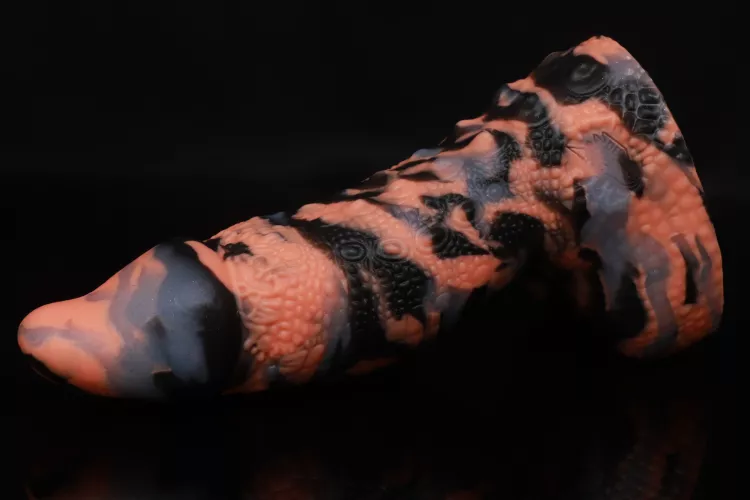 I couldn't let this rogue S/M Marcel slip away. by 2seewhat1can