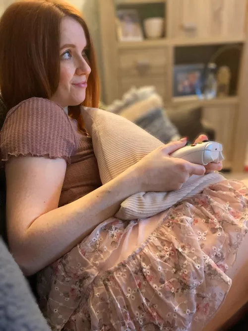 I don’t plan on moving from this spot for the rest of the weekend 😂 [F] by snildeep