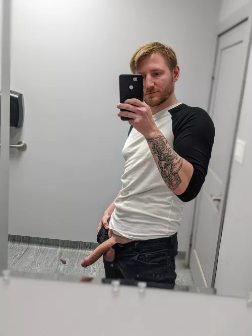 I love 3/4 sleeves they fit very nice by Ctreesbank