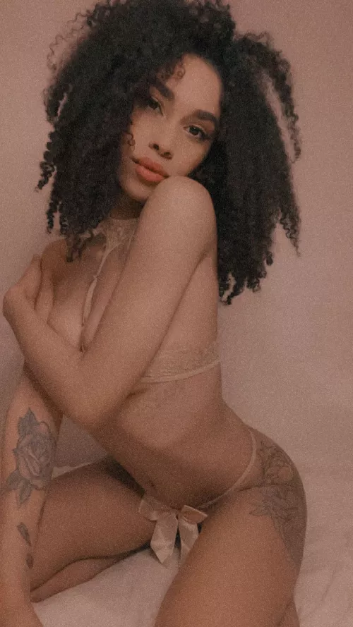 If you’re up, let’s chat!<3 by minnie04xo