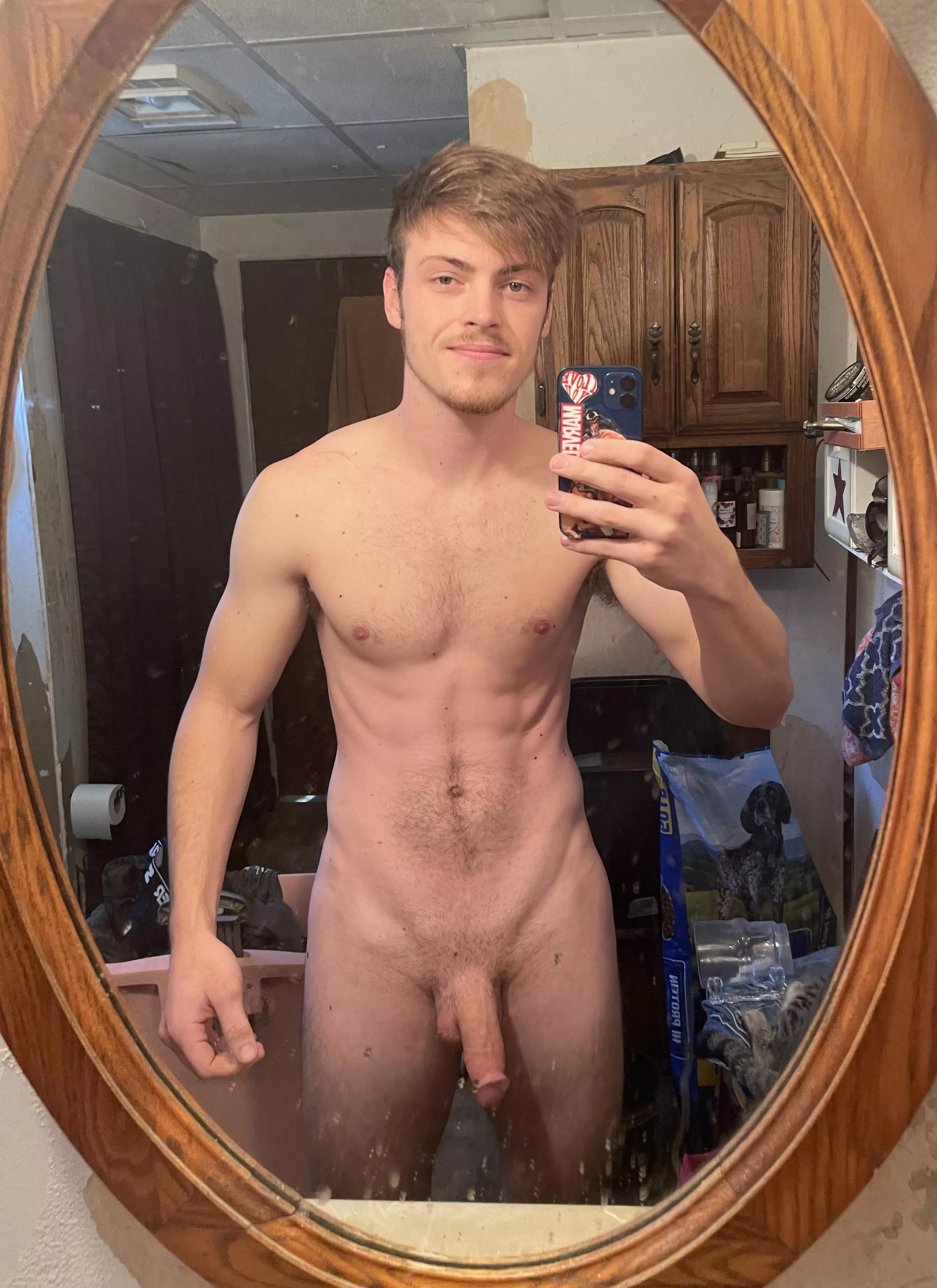 I’m just an everyday retail associate ready to serve you! posted by hardexplore