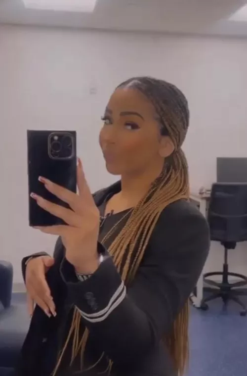 Leaving EWR by Messy-mk