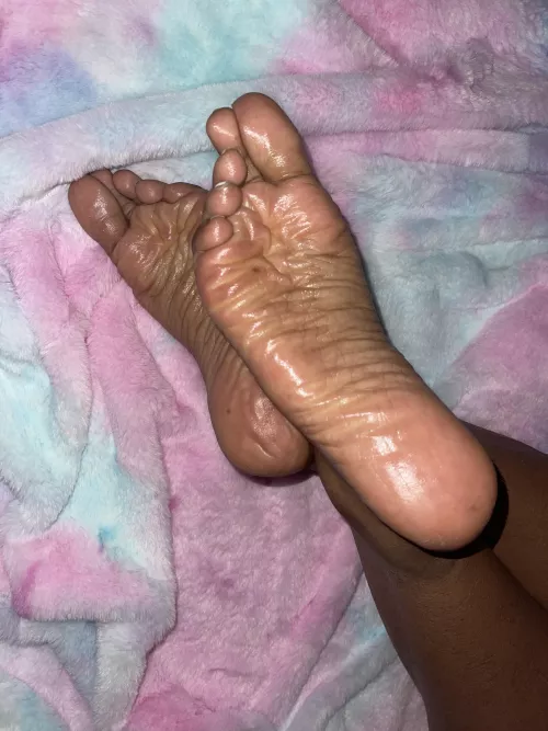 lick every wrinkle by Turbulent-Menu8842