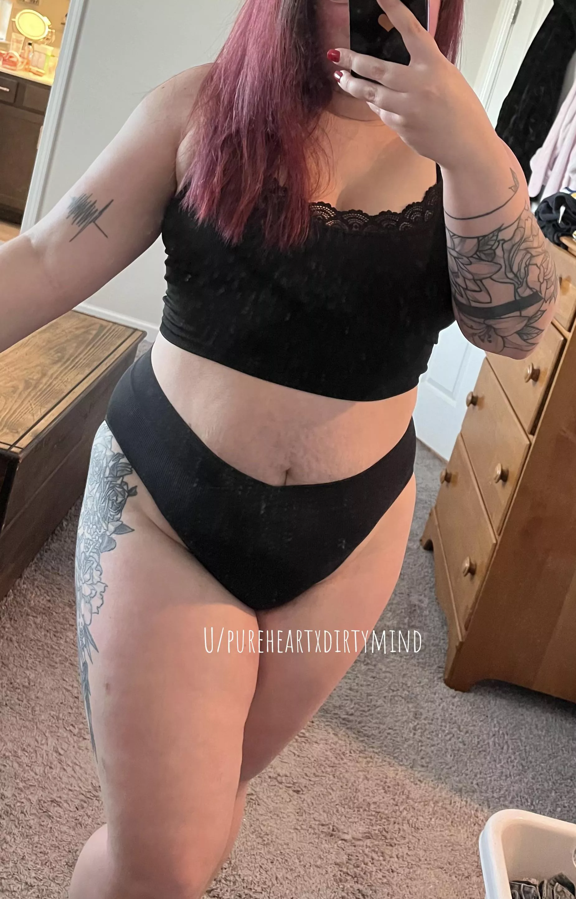 Perfect outfit for just hanging out (f) posted by pureheartxdirtymind