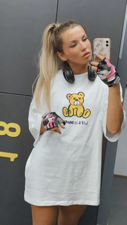 pretty face with dirty mind by Pretty_HeatherFaith