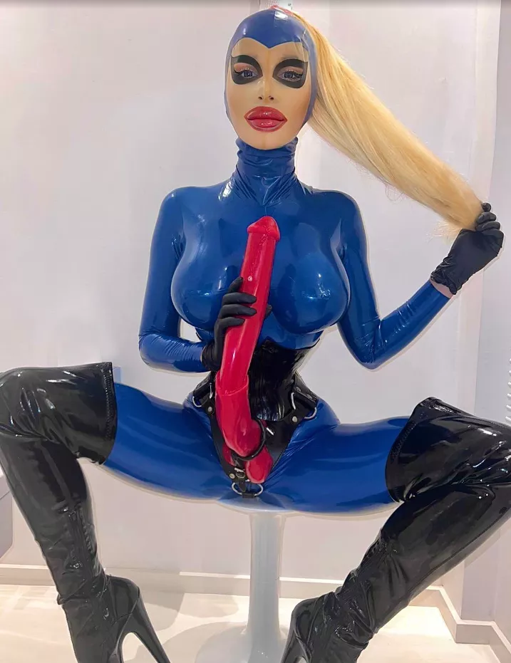 Shiny and slippery 😍 posted by Goddess_Slavena