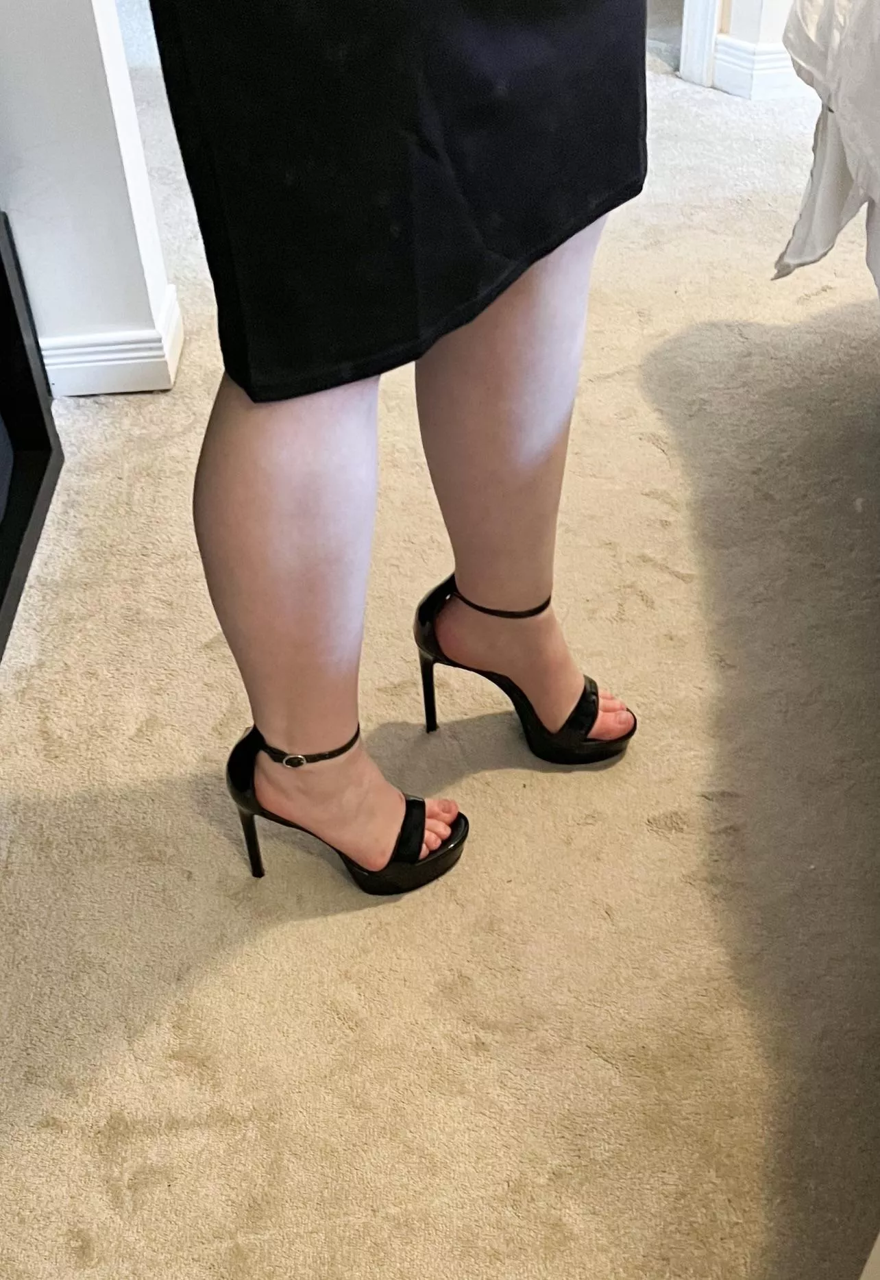 these heels are absolutely gorgeous posted by softy2023