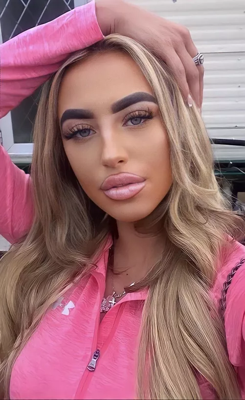 Traveller chav face 💦 by Trapped2Life