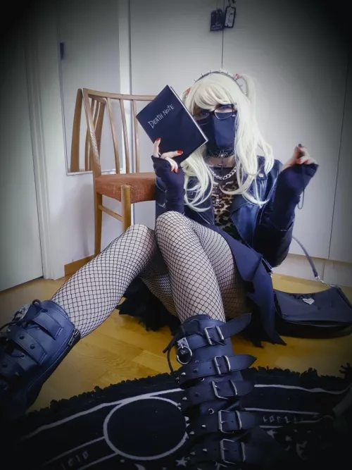 want to rule the world with me and my magic note book🖤? by ShadowPrincessN7