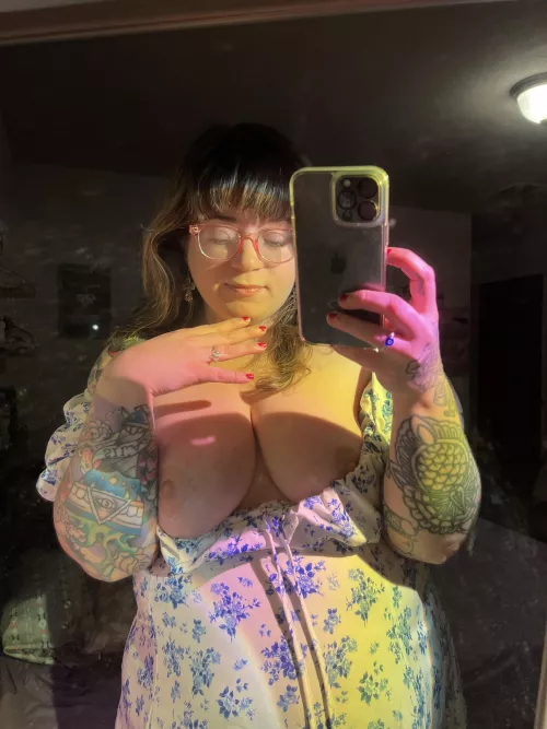 We could suck each others tits and cuddle all weekend by bookendss