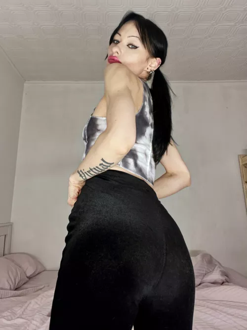 What would you do if you found me like this in the morning?🥰 by InternationalCrab401