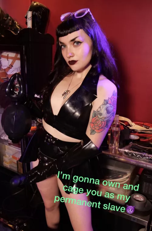 You could only dream of worshipping and serving me😈 by Goddessjezebeth01