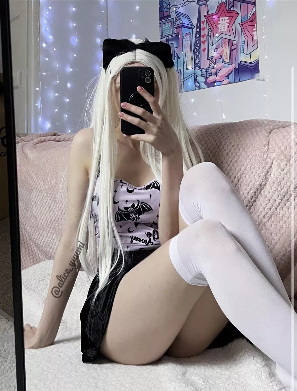 Your cute cat gf posted by alice_yuumi