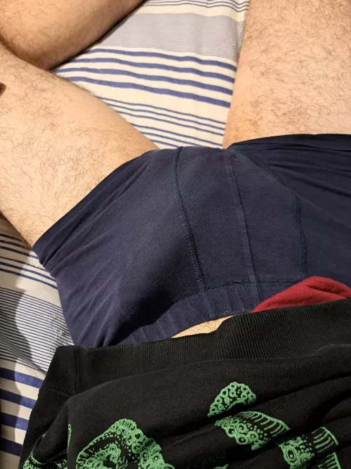 18yo Good Morning! DM's open by Chiurletto_siummante
