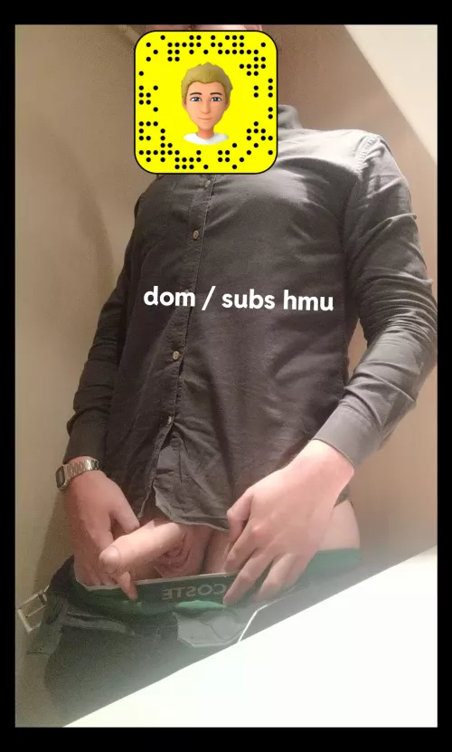 22m hot+kinky dom (switch) for fun twinks hmu @innocentpalm (show face tho I do tooo) by innocentpalm