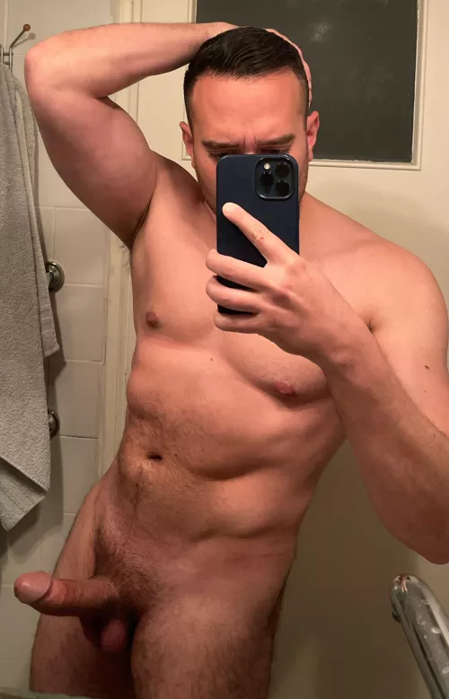 35 yo, in shape dude looking for fit/muscular sexy men only to live cum. Face is must. Sc: jayman412 by jayman412