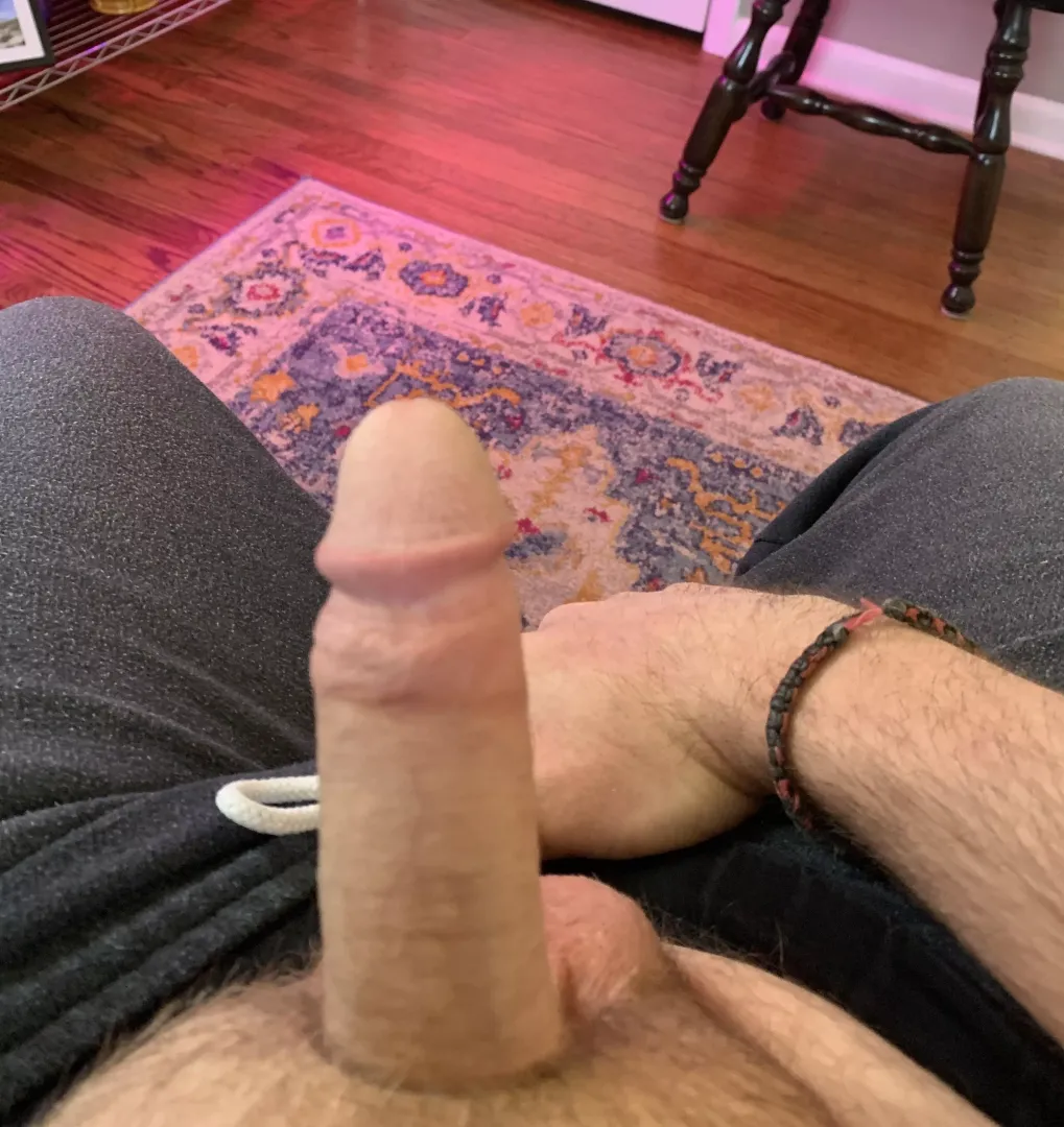 [37] on your knees or havin a seat? posted by bareteethh