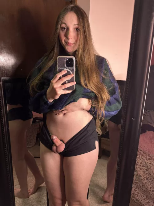 am I cute enough to be your gf? 🥺🥰 by jessaPinkgirl