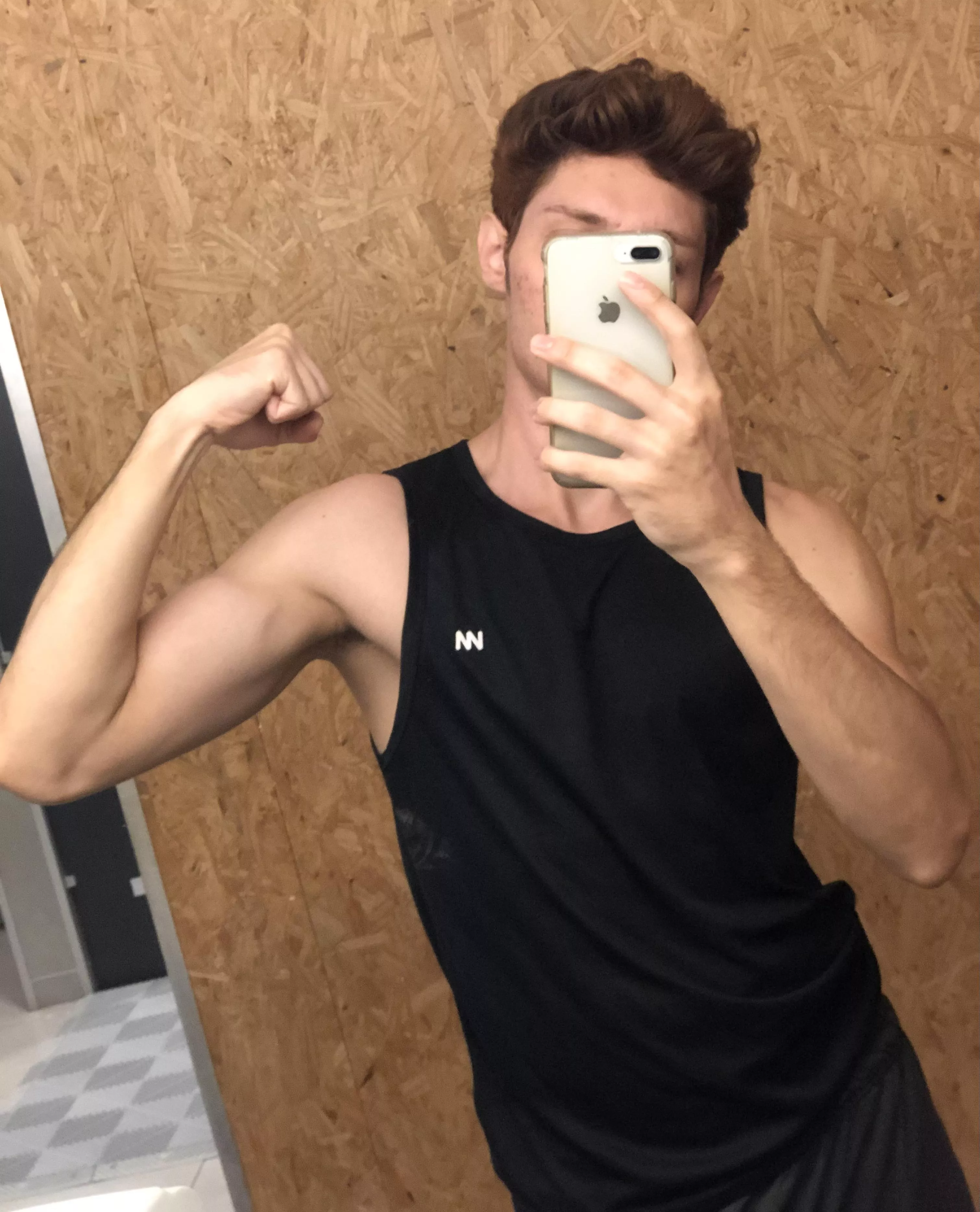 Armpits pos gym posted by Bruce_redhead