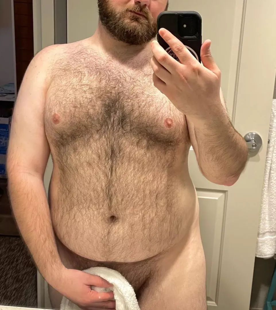 Come hold me from behind and rub your cock between my cheeks posted by tncurious