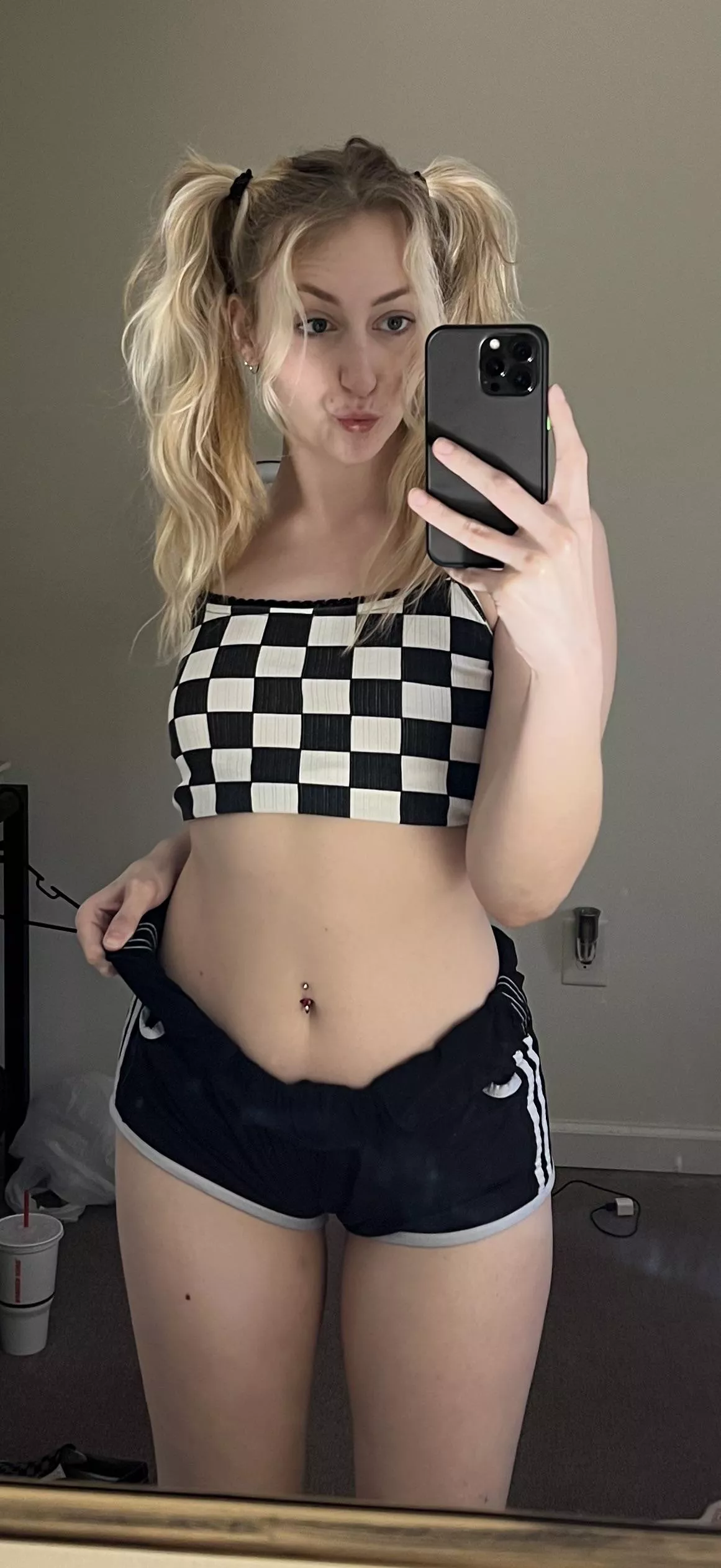 Cum for me daddy posted by Intrepid-Cat-6787