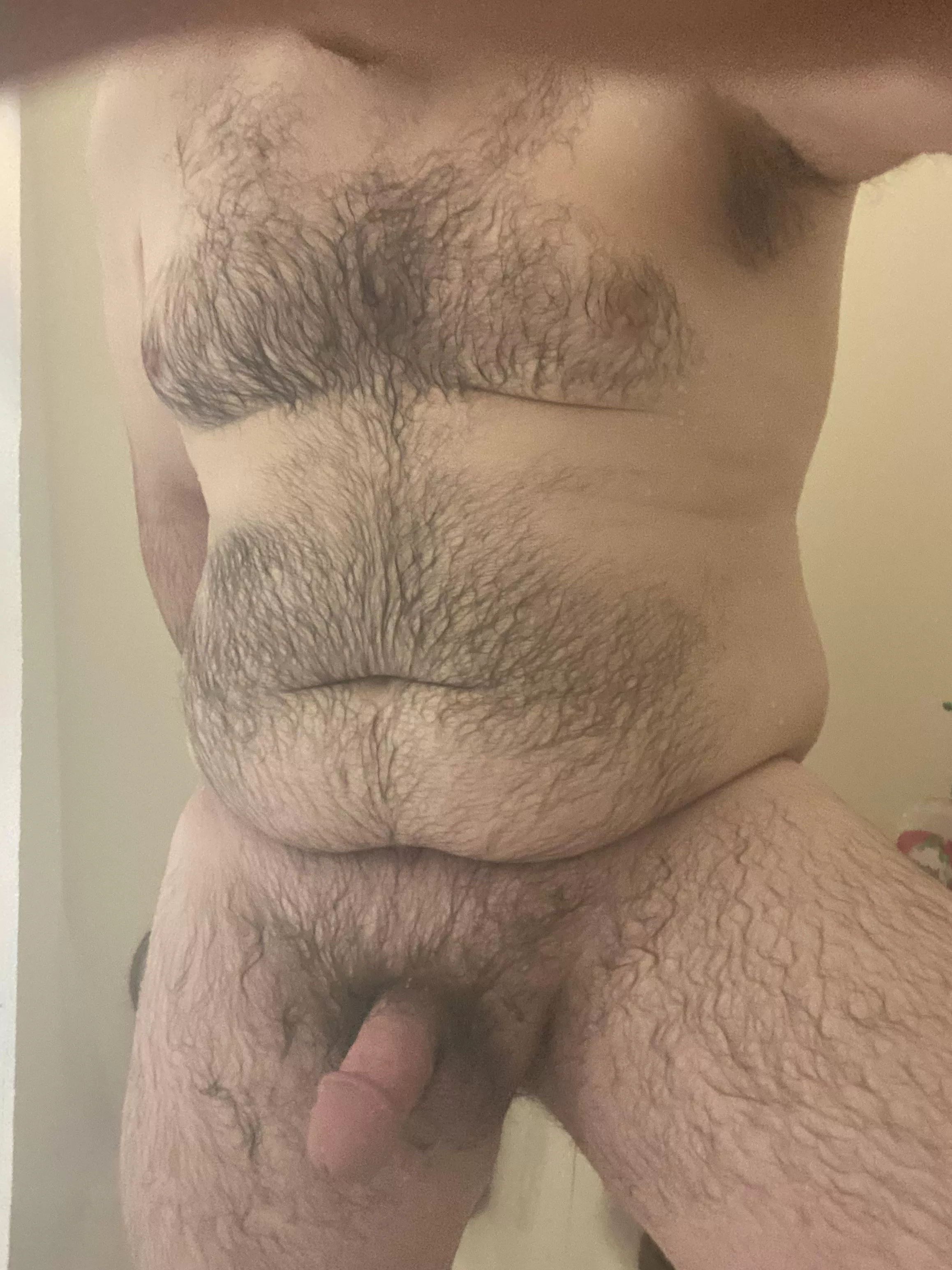 Cum have a closer look at just how hairy I am 😏 posted by SoquidSnake5