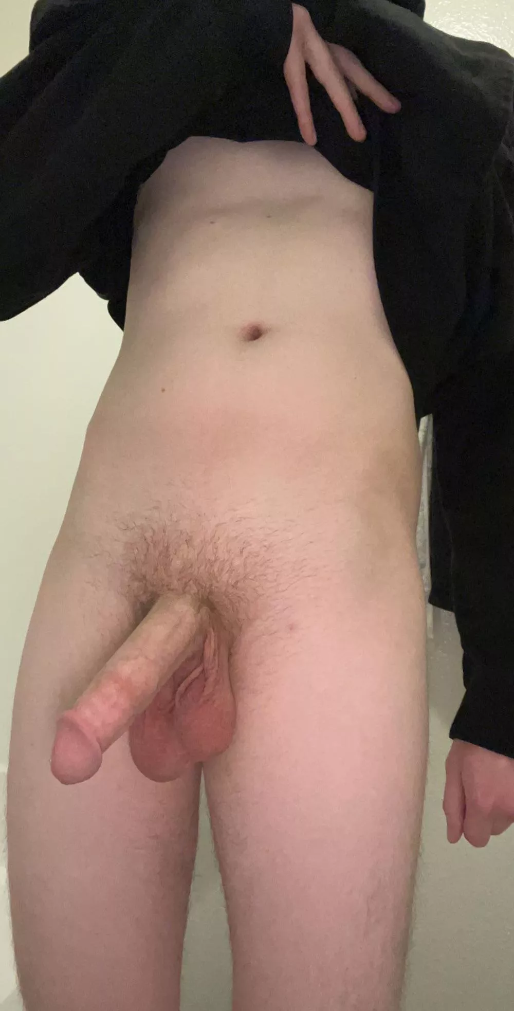 Do you like hung pale boys? posted by Pale-Stoner