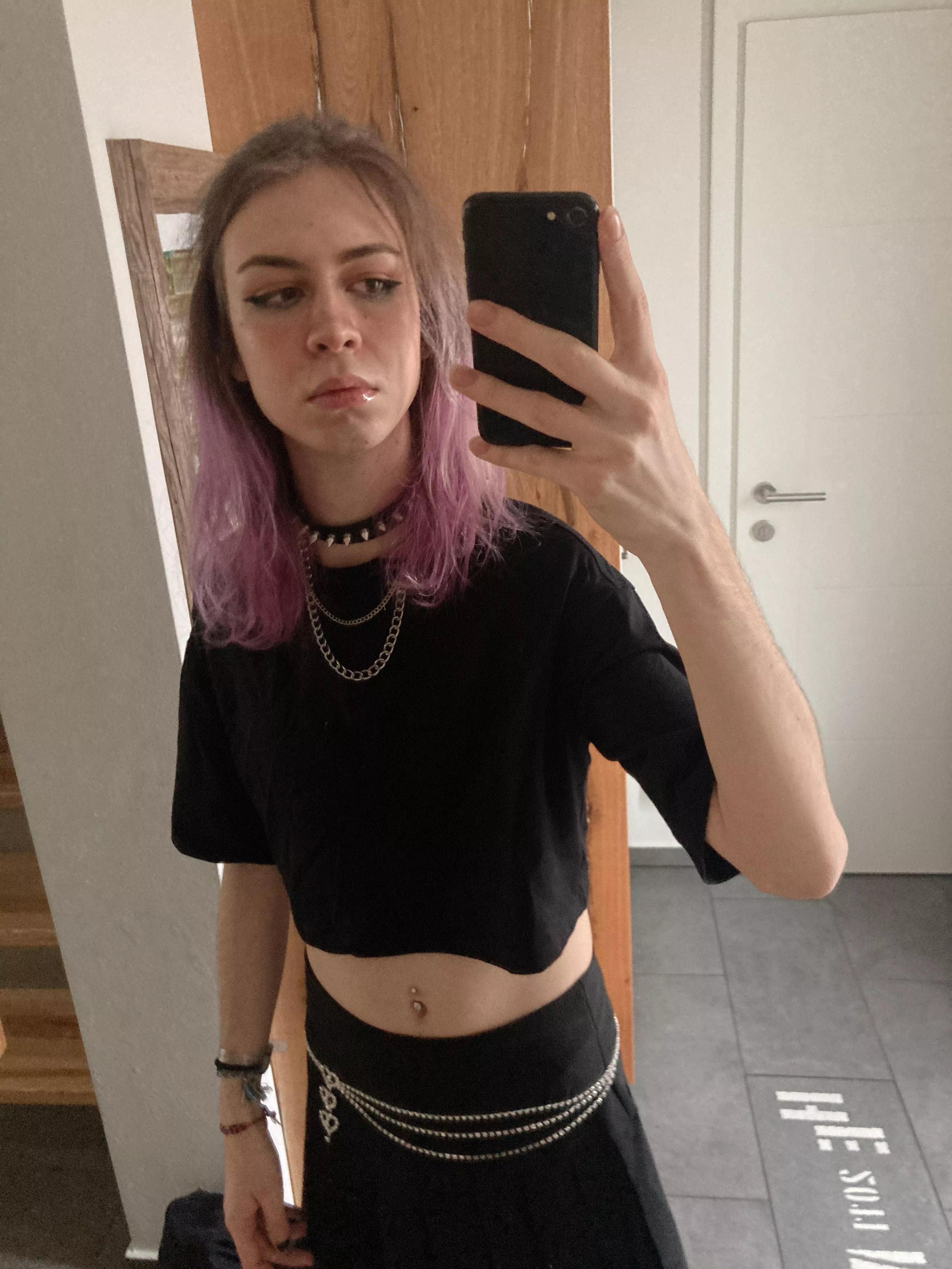 do you think im cute? posted by FlakyPapaya7497