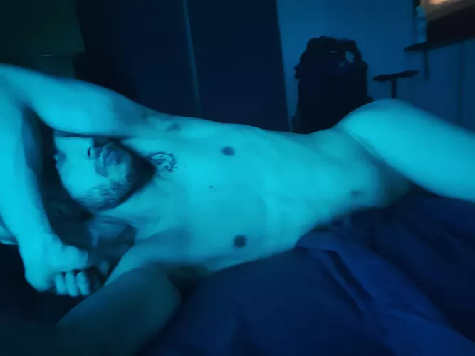 do you want to be my new friend? follow me to see many more horny things by ezepasti