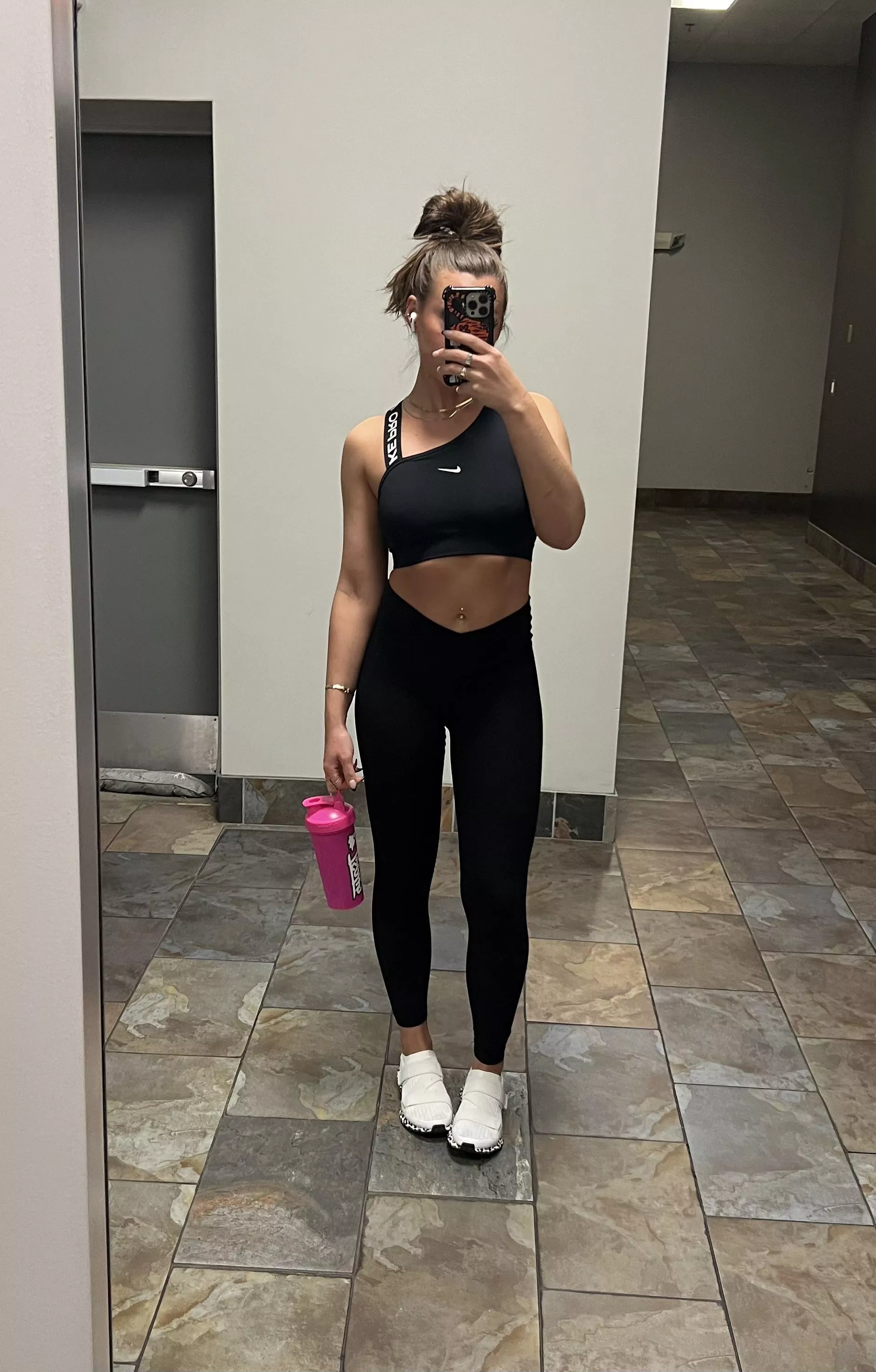 Don’t [f]orget to go sweat today ;) posted by diet_marshmallow