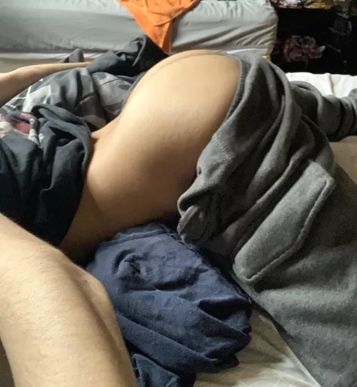 eat, or fuck? by StrictlyDickly04