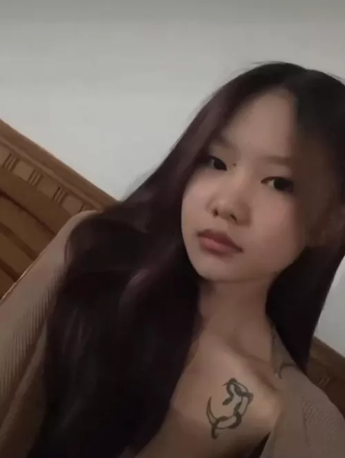 gf to be served (old acc switched cuz cant post) by Smooth_Natural_5542