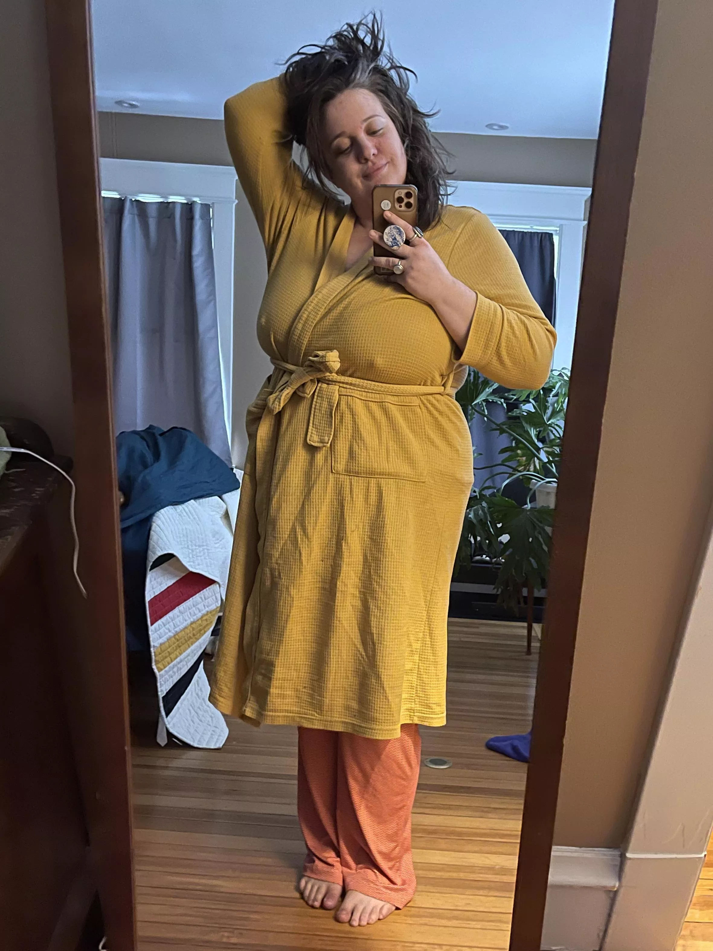 Good morning ( . )( . ) posted by melloncollie1033