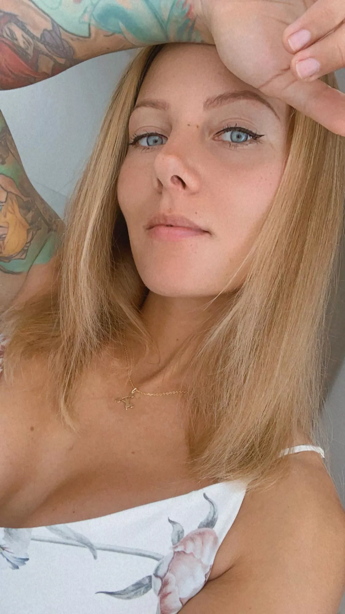 Good morning posted by sagittarinaofficial