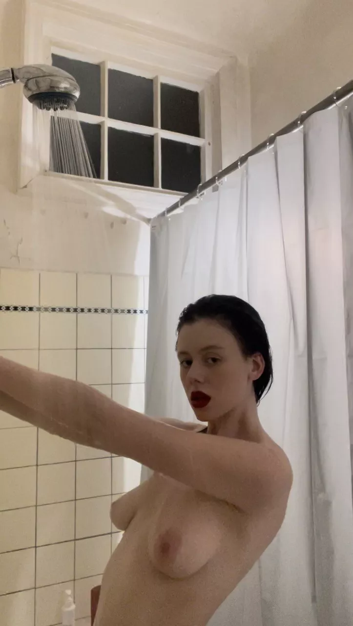 Hot shower 💦💦💦 my onlyfans in comments👇 posted by harmlessstagnation