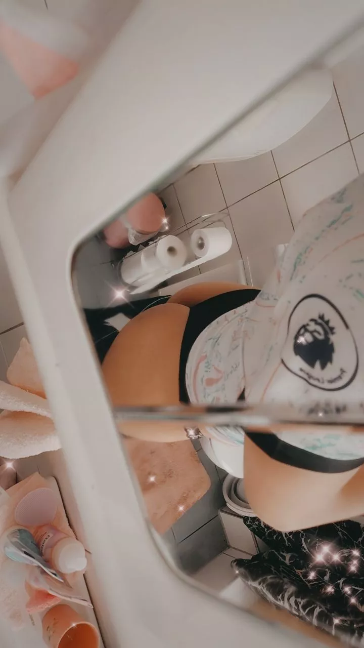 i love showing off posted by Jealous_Distance_417