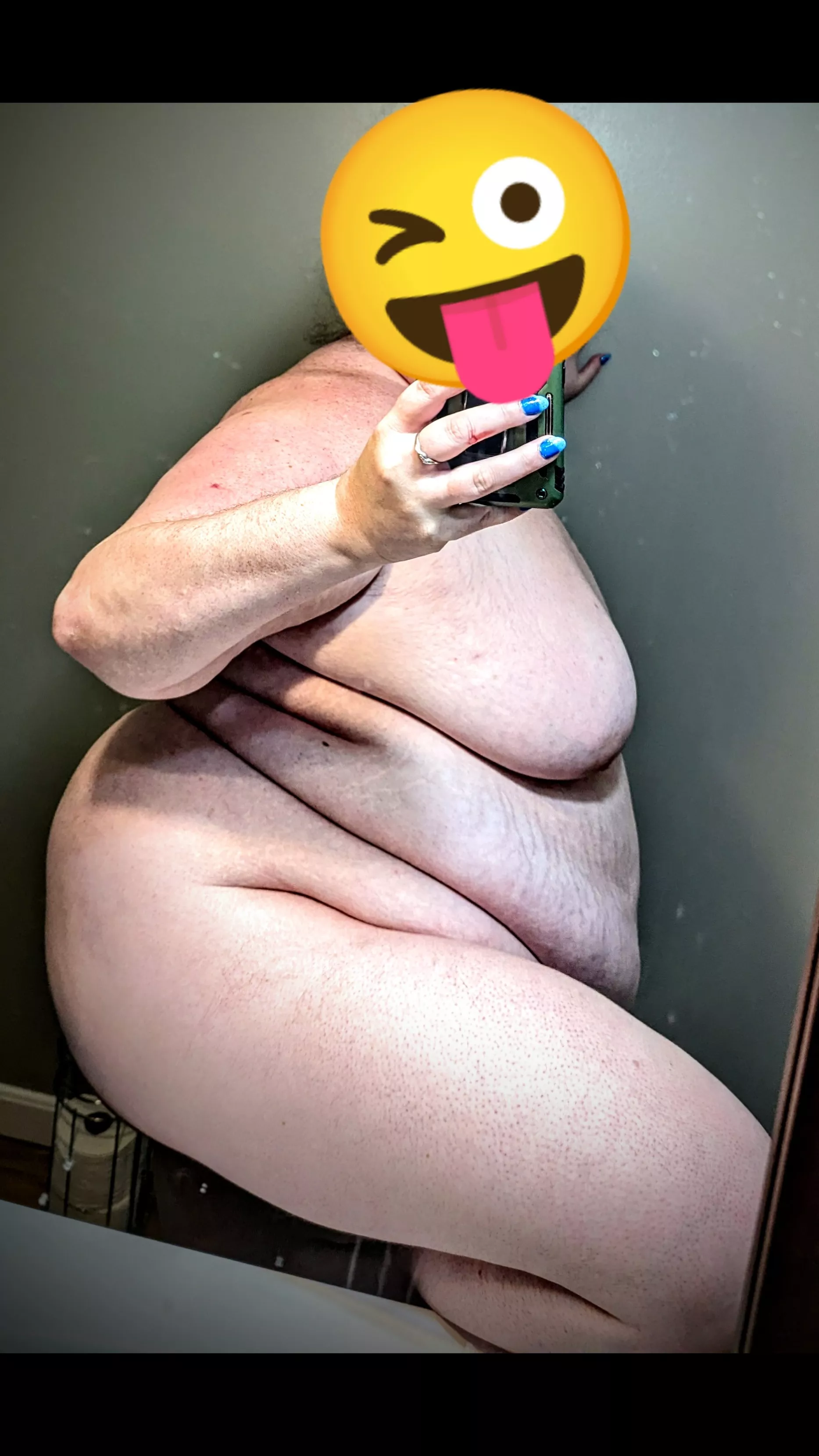 I put my leg up and 🥵 posted by bbbabe7744