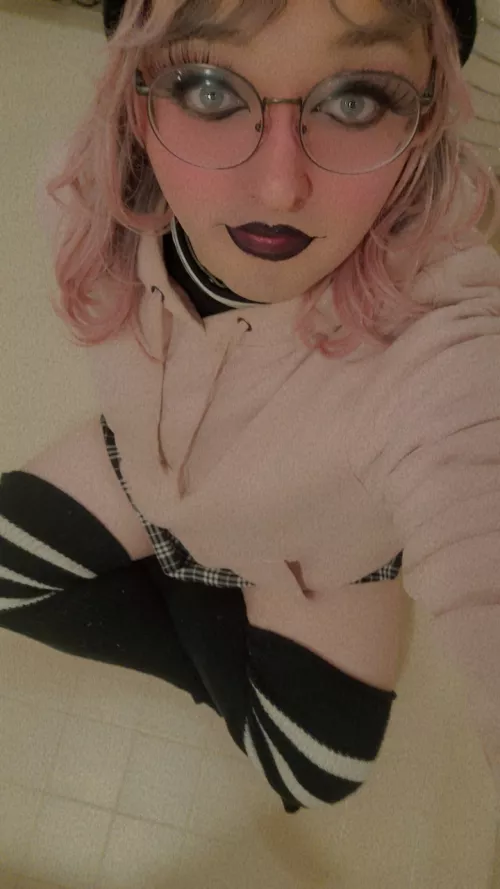 I think I looked cute today :3 by LilllyUwU