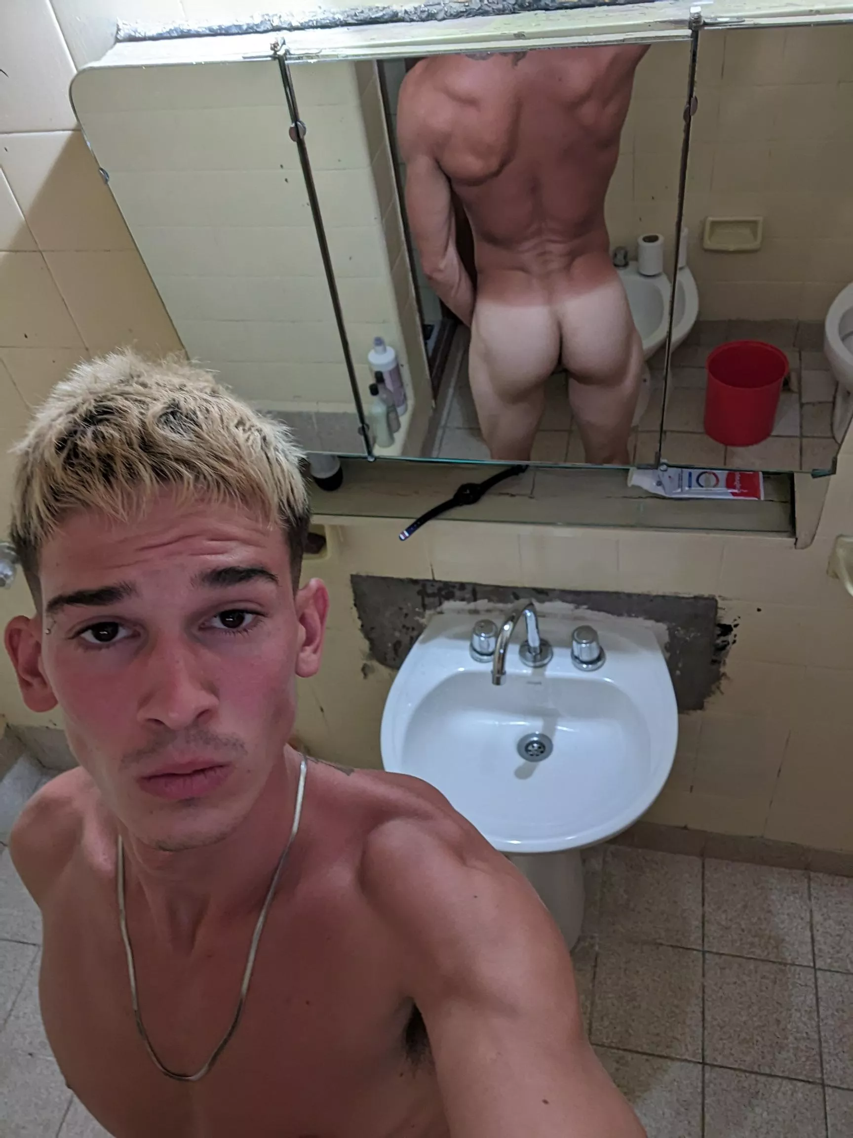 I'm horny babe 🥵🥵😼 do u wanna play with me? posted by Dry-Interaction2635