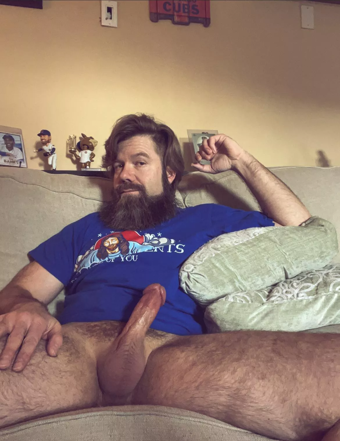 Lay your head in my lap while I watch baseball? 🍆⚾️⚾️ posted by Gnu2u2foo