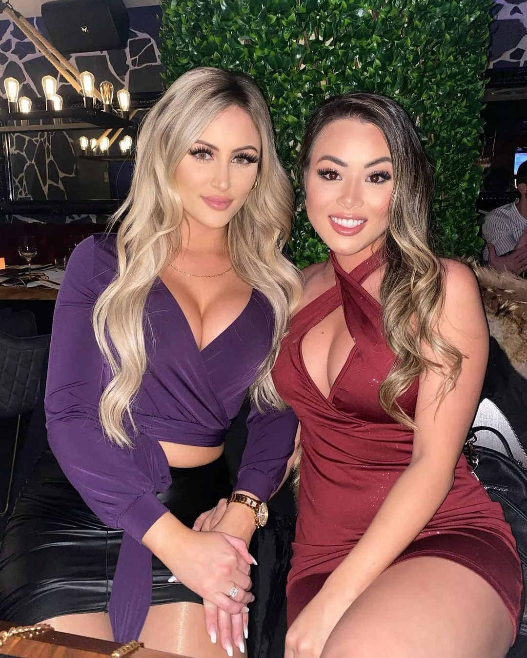 left or right? posted by gusbus7363