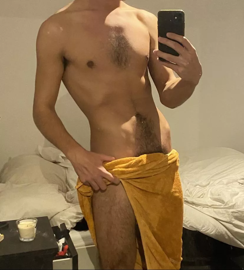 let’s fuck in the shower posted by civillianonheat