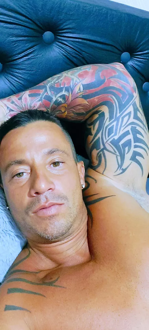 Let's start the weekend by kingdominique