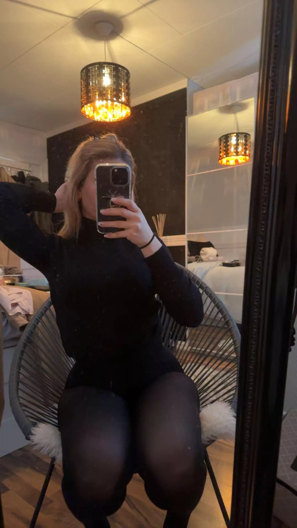 Like if you want more of this type of pictures 🤪 posted by Prudent-Love-6620