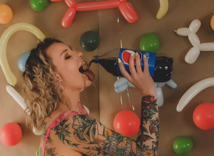 Love being messy wet! by Bambimore