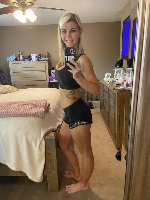 Might be short but I love them when doing squats! by fitnesswife1983