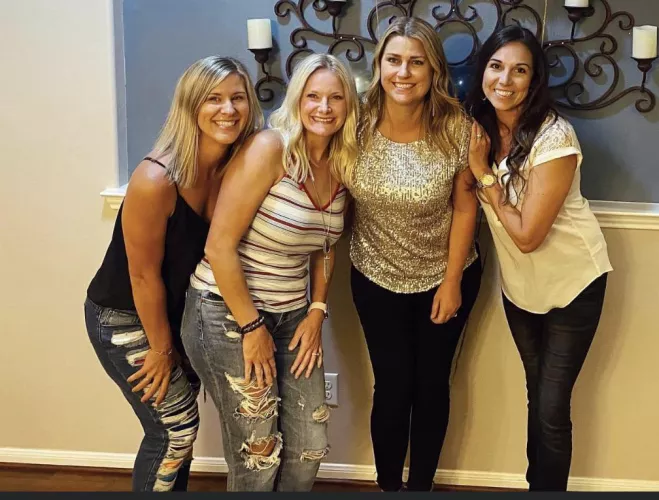 Milfs, dm open by tks9494