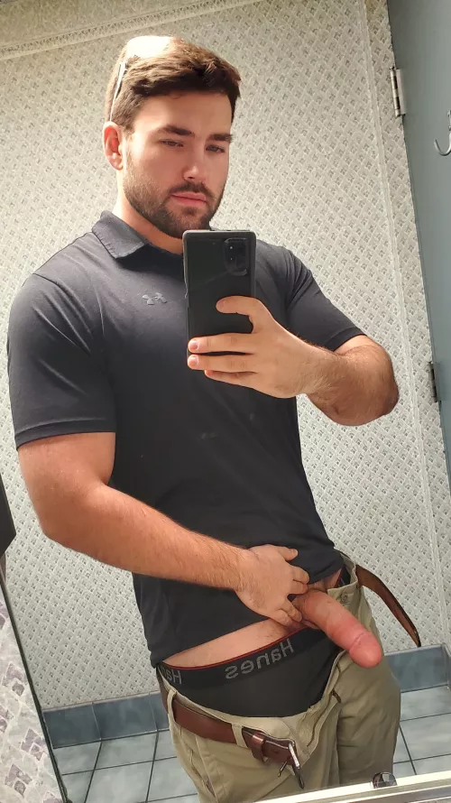 Need a break from work? by SexyBattleship