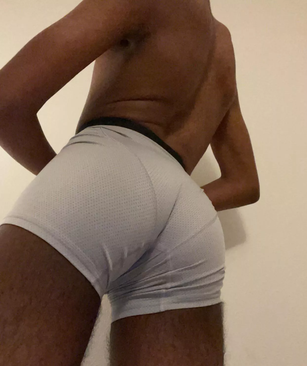 Need me a man who loves to munch on hairy asses 😫 posted by whoopwoop01